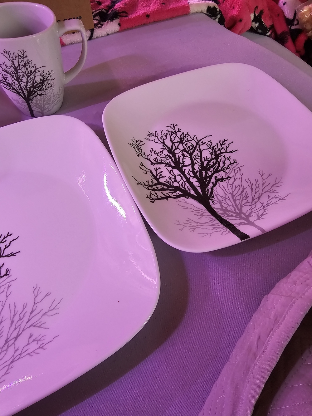 Corelle Timber Shadows dinnerware collection Service For 4. NWOT Retail $120 - Picture 3 of 3